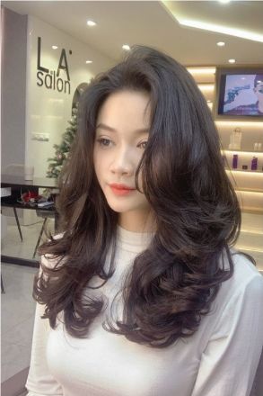 Kiểu tóc Uốn