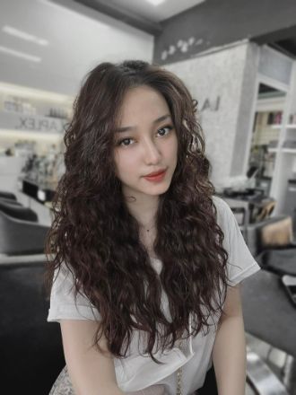 Kiểu tóc Uốn