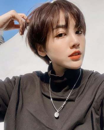 Kiểu tóc Tém · Mullet